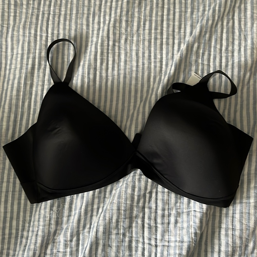 NWT black bra 40DD